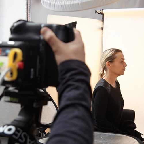 aesthetic-models-world-recruitment-media-_0004_studio-esthetique-modele-casting-atelier-medecine-esthetique-injection-bo